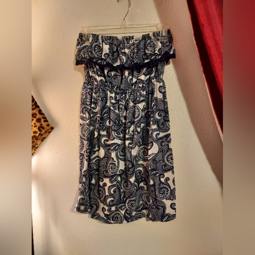 Faded Glory Women's Junior's Dress Stretch Soft Size Small White/Blue S